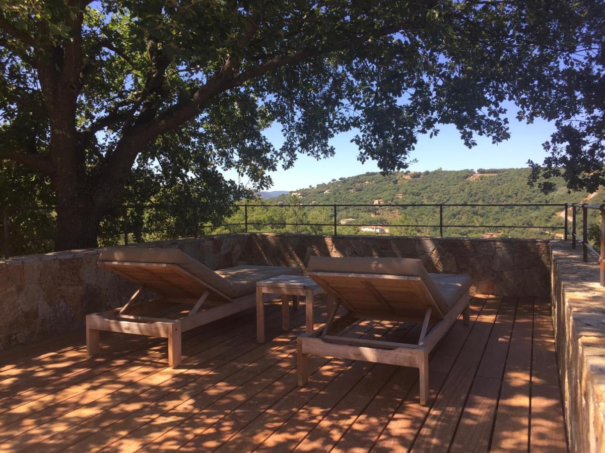 Bed and Breakfast Les Aurochs Grimaud Esterno foto