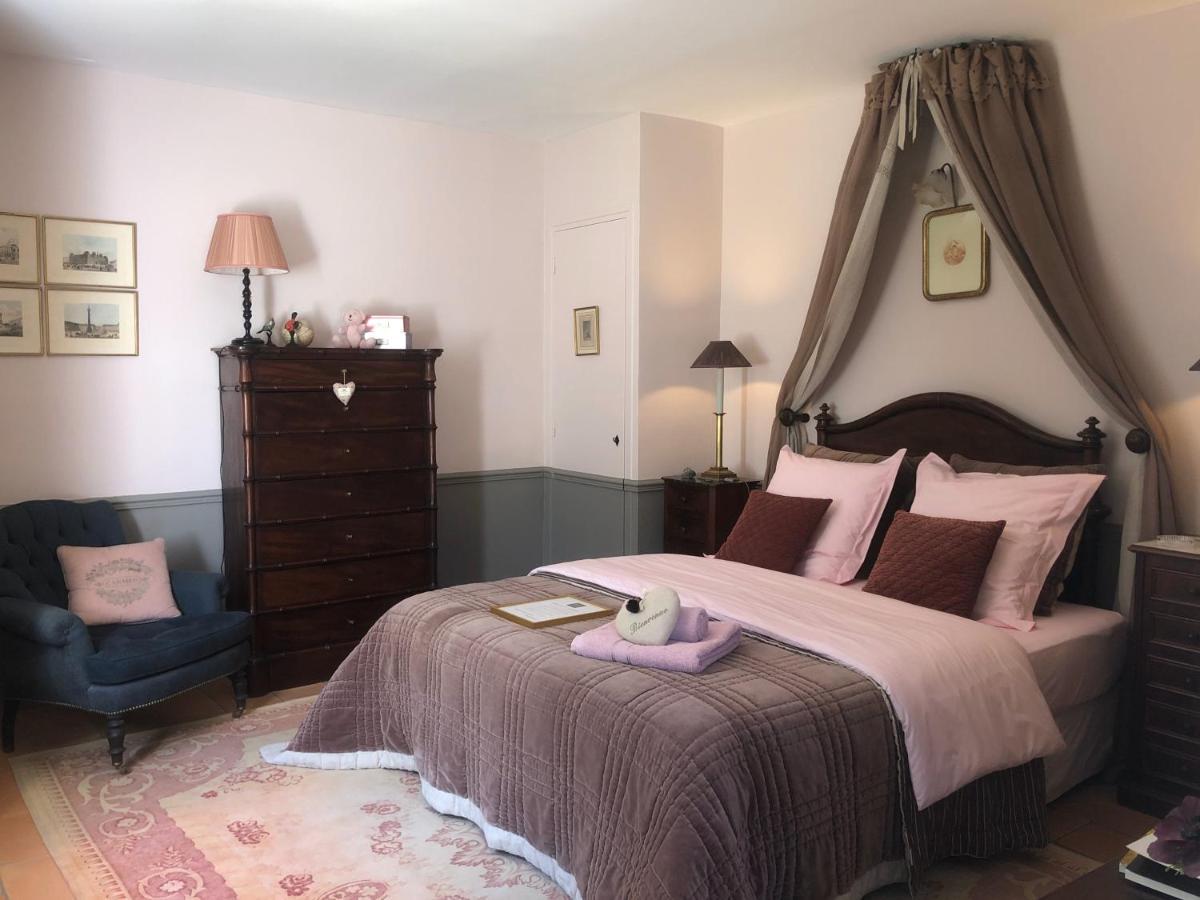 Bed and Breakfast Les Aurochs Grimaud Esterno foto